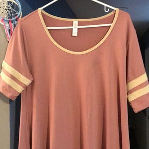LuLaRoe Perfect Tee